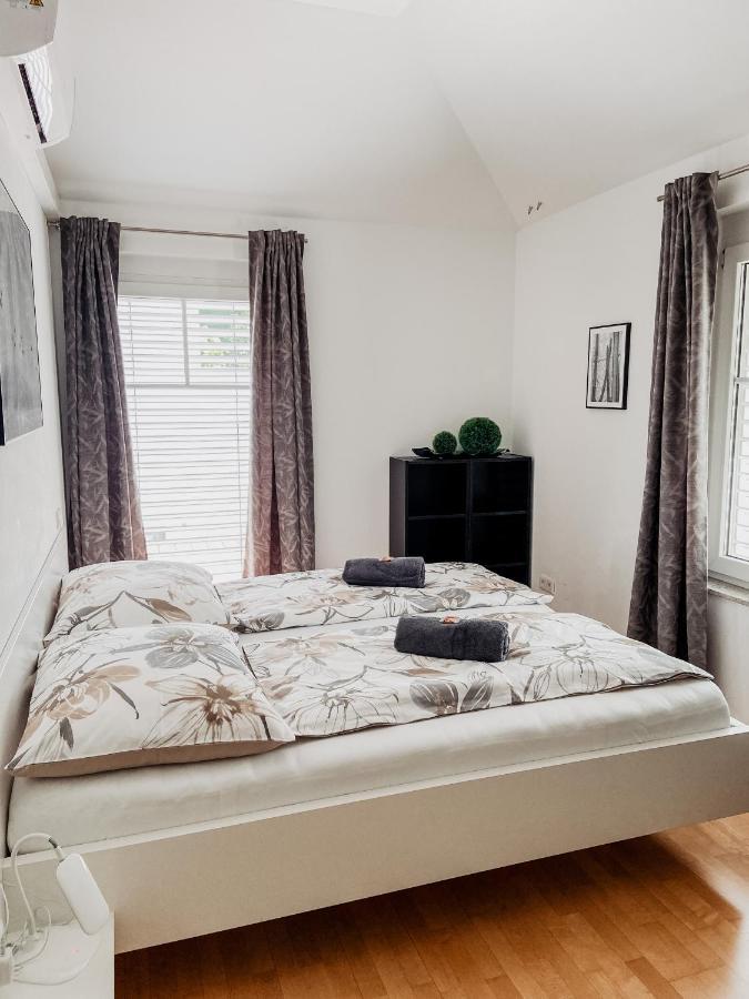 Lake View Apartment Seecorso Velden am Woerthersee Luaran gambar
